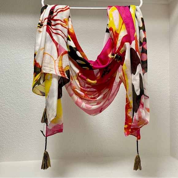 Lane Bryant • Abstract Floral Butterfly Wing Lightweight Scarf / Wrap - Picture 5 of 6